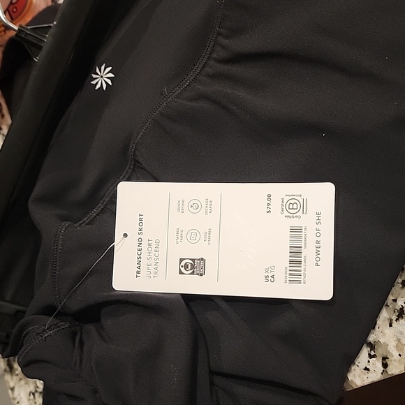 Athleta Transcend Skort. NWT. Black. XL - Picture 7 of 9